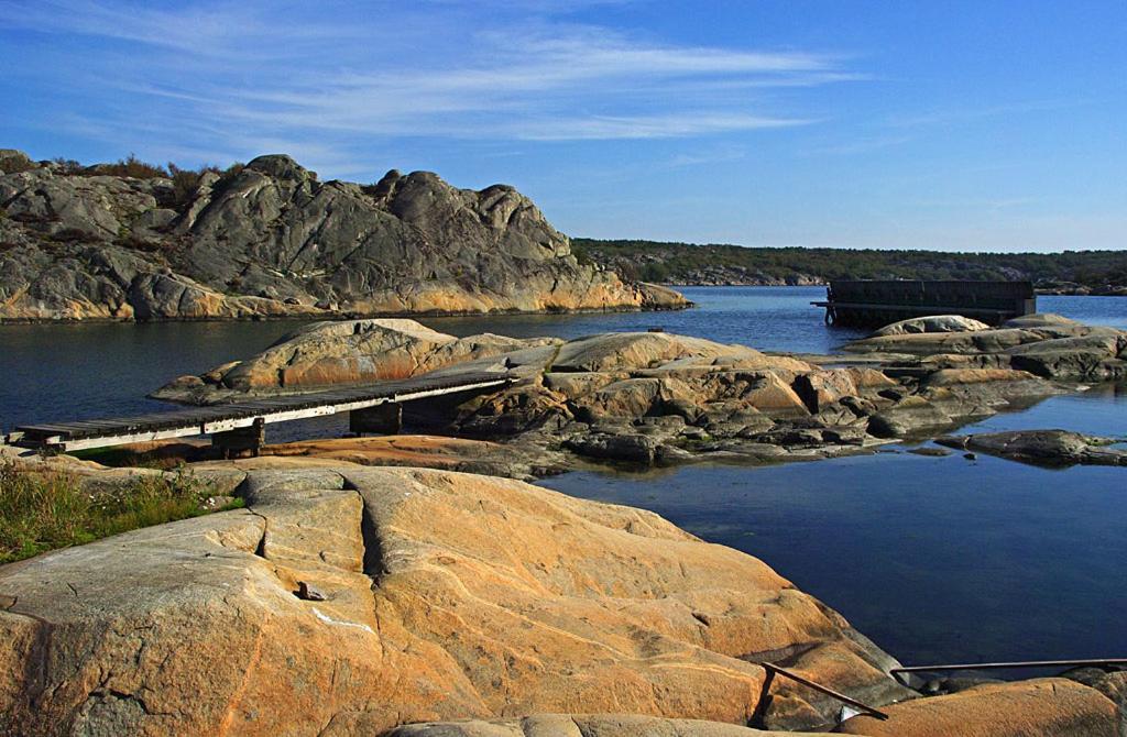 Mysigt Attefallshus Med Naerhet Till Stad Och Hav Göteborg Exterior foto